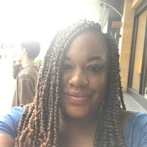 Meet your Posher, Lynette